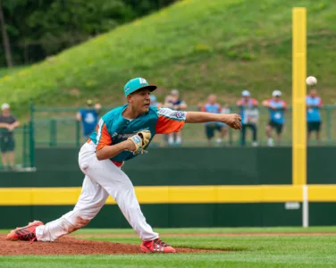 Nicaragua shows how talented its pitching is on first day